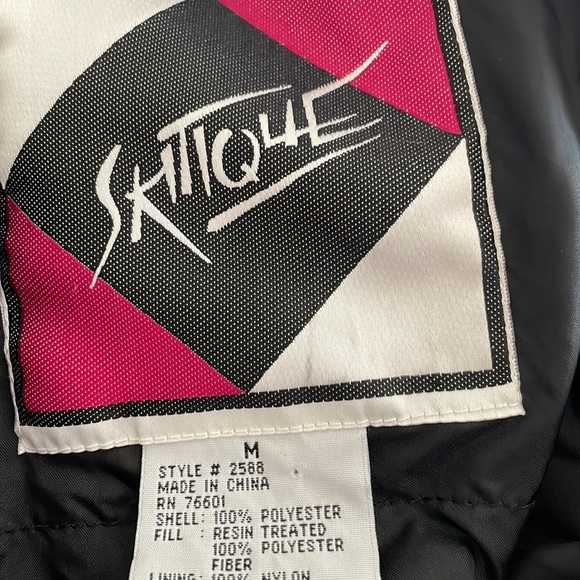 Snow/Ski Jumpsuit - Picture 7 of 12